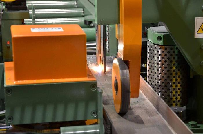 ABCM-1250
CNC Beam Coping Machine
Type of Thermal Cutting: Oxy-Fuel