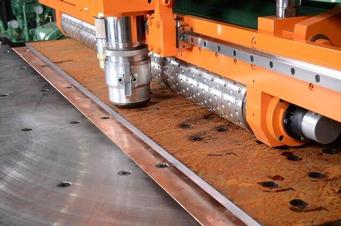 FPB-1800
CNC Plate Punching Machine
Maximum Plate Thickness: 1-1/4"