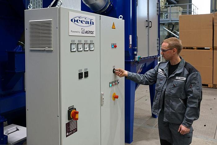 OCEAN BLASTER
SHOT BLASTING SYSTEM