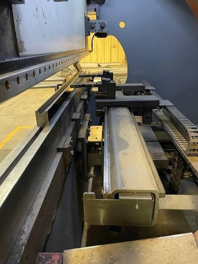 Used DIAMOND PRESS BRAKE MODEL BB 6020