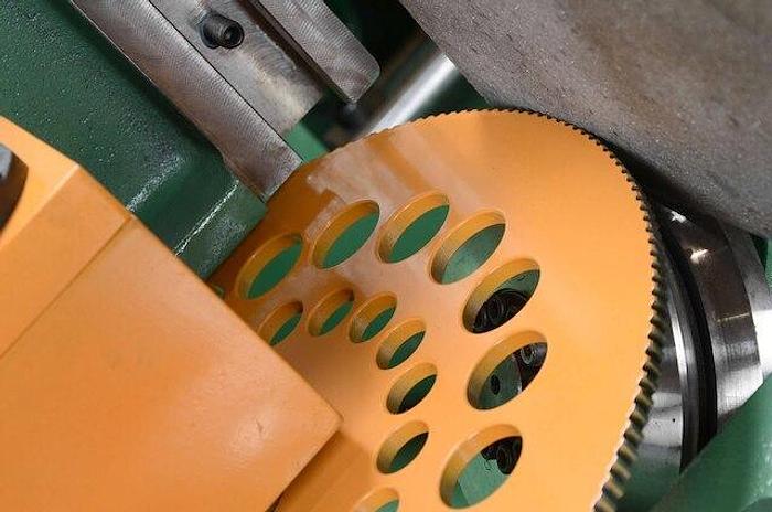 Anglemaster-643
Angle Line Machine
Angle Capacity: 6" x 6" x 5/8"