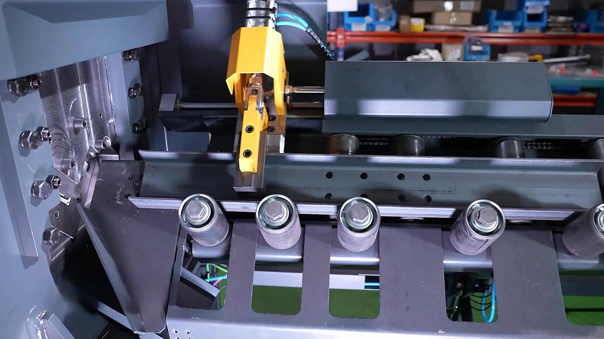 GR Angle Lines with Roller Feeding