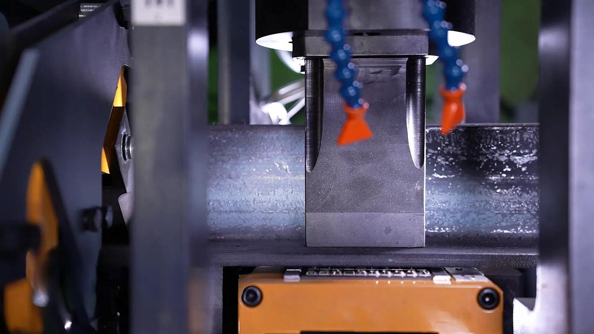 GR Angle Lines with Roller Feeding