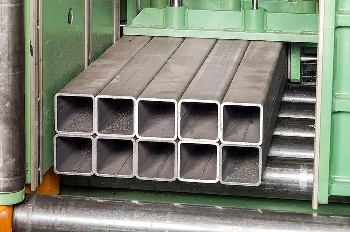 1250-510
CNC Band Saw Machine
Straight Cut Band Saw