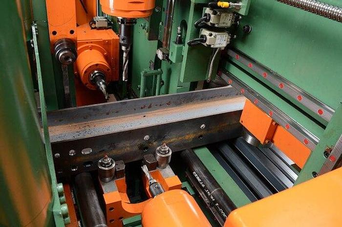 Peddi XDM-630
CNC Drill Saw Line
Carbide 3 Spindle Drill