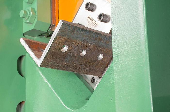 Anglemaster-663
Angle Line
Angle Capacity: 6.3" x 6.3" x 3/4"