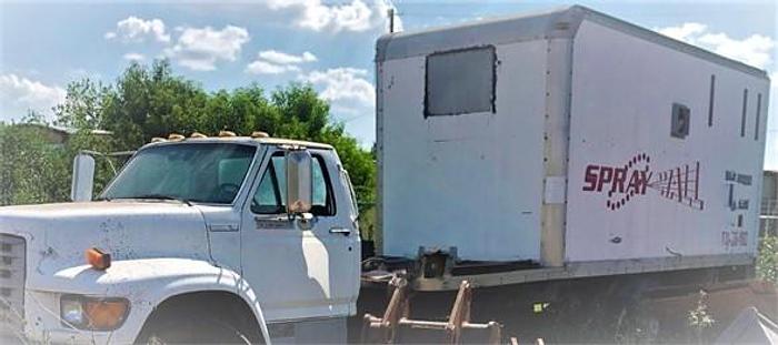 Used 1995 FORD F800