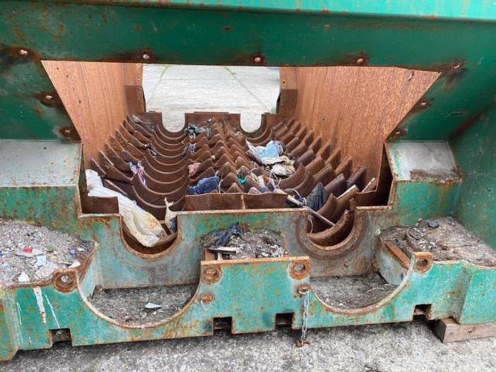 Gebraucht Metso CR 225 