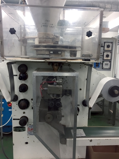 Used UNIVERSAL PACK SACHET MACHINE