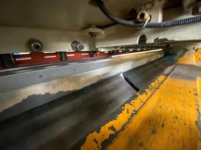 Used 2004 Ermaksan HGS3100 x 6mm Guillotine Shears