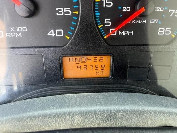 Used 2005 International 4400 FLATBED  72FT OVER CENTER BUCKET TRUCK