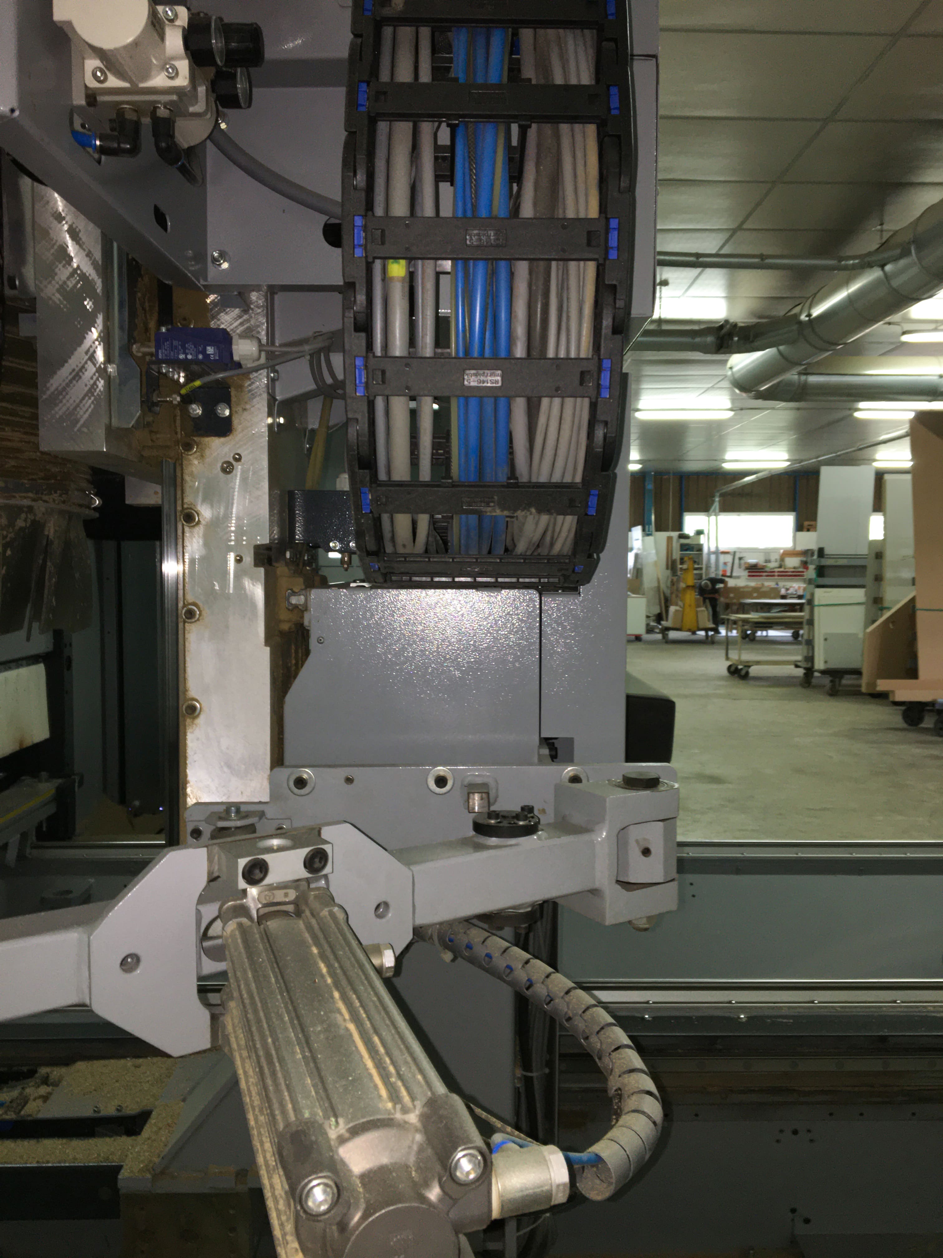 Used Format 4 Profit H 350 - CNC Machining Center - 2016