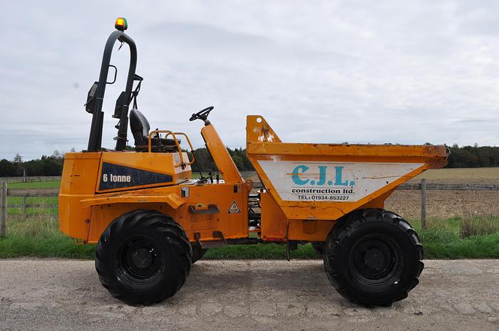 Used 2015 THWAITES 6 TONNE STRAIGHT TIP