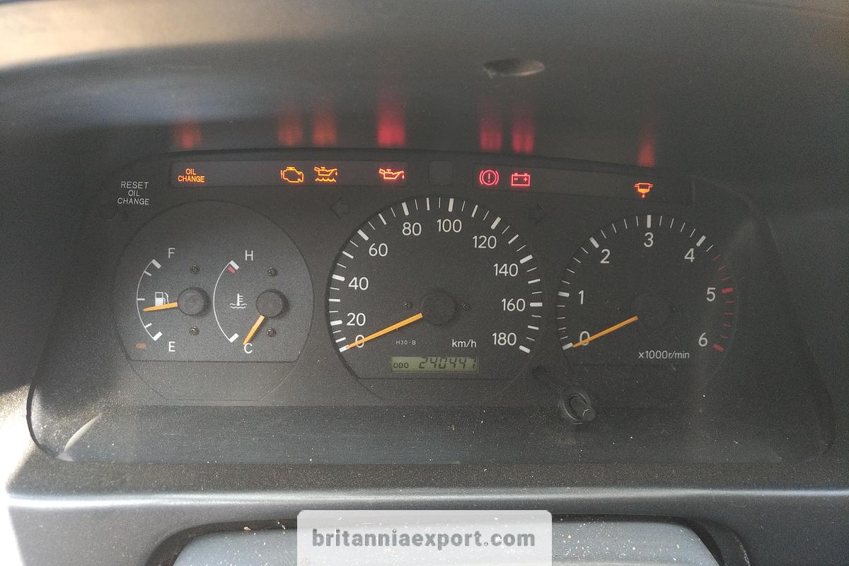 Used 2002 Toyota Hiace 2.5 D-4D Insulated Cold Room Panel Van