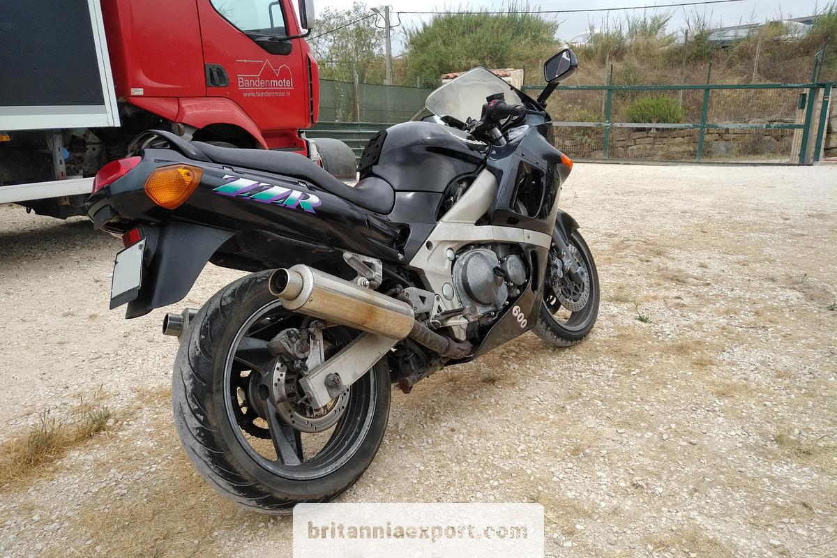 Used 1994 KAWASAKI ZZR600 Sports Touring Motorcycle Classic Japanese Sports Bike 42041 km 2 Owners from New