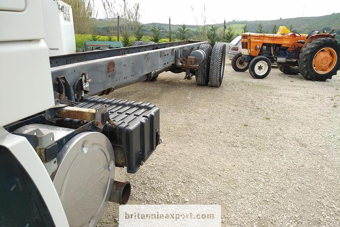 Used 2006 DAF CF 75 310 ZF 16 manual Euro 3 chassis cab truck.