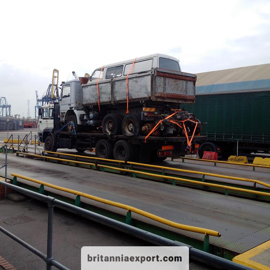 Shipping to Conakry Guinea from Europe | RoRo Truck & Machinery Shipping