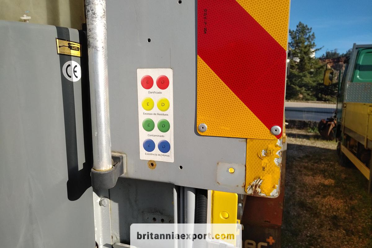 Used 2003 DAF LF55 180 | 15 Ton | On springs | Refuse Truck