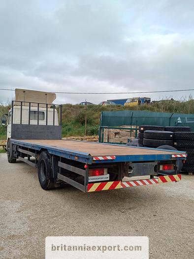 Used 1989 Scania P 93M 250 19 ton flatbed truck