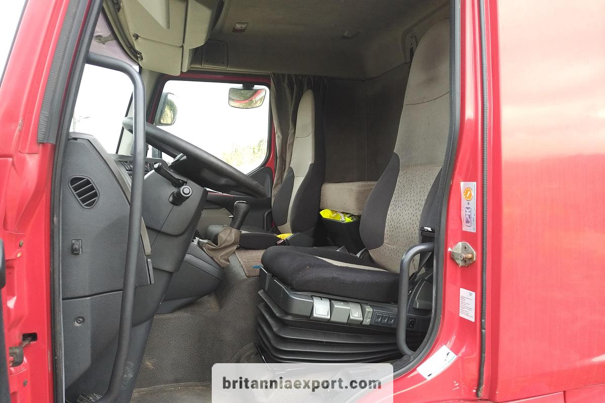 Used 2007 RENAULT Midlum 240 | Euro 4 | 12 Ton | Box Lorry With Tail Lift.