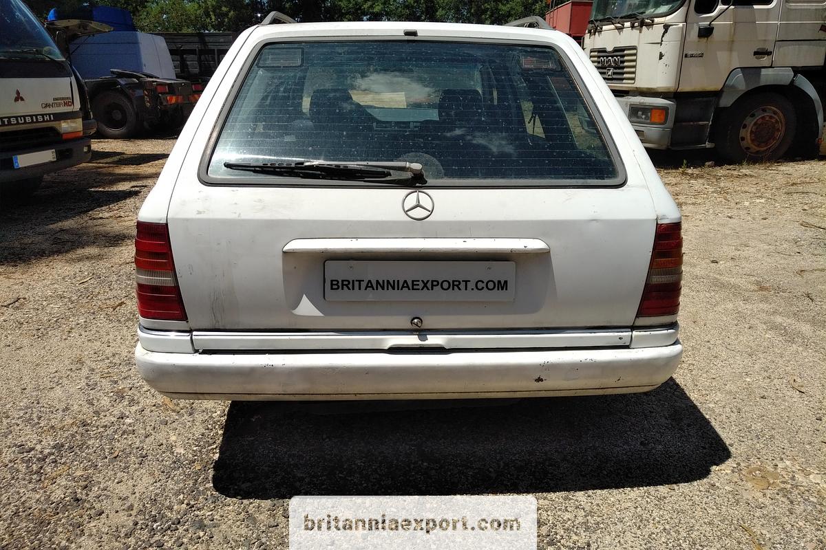 Used MERCEDES-BENZ W124 200 TD 2.0 Diesel 4 Cylinder Estate Car