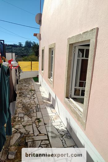 Used 1950 3 Bedroom  detached house