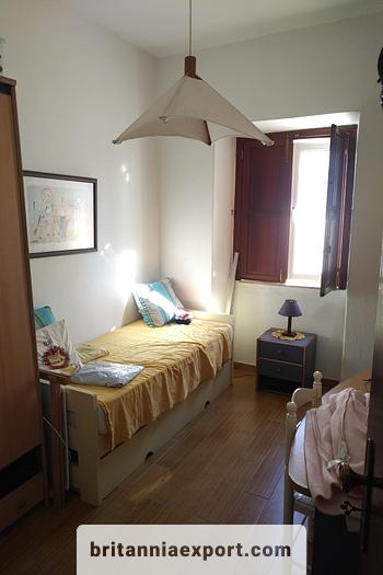 Used 1950 3 Bedroom  detached house