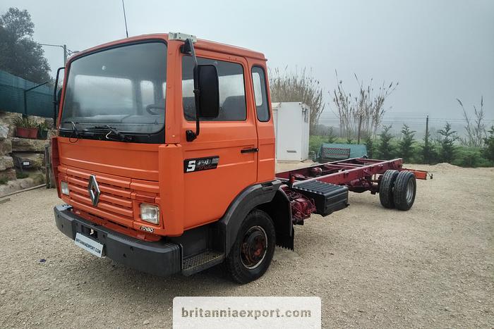 Used 1992 RENAULT Midliner S120 Turbo ZF manual 7.7 ton chassis cab truck.