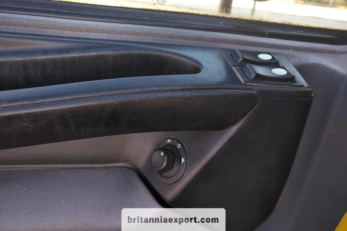 Used 2003 DAF LF55 180 | 15 Ton | On springs | Refuse Truck