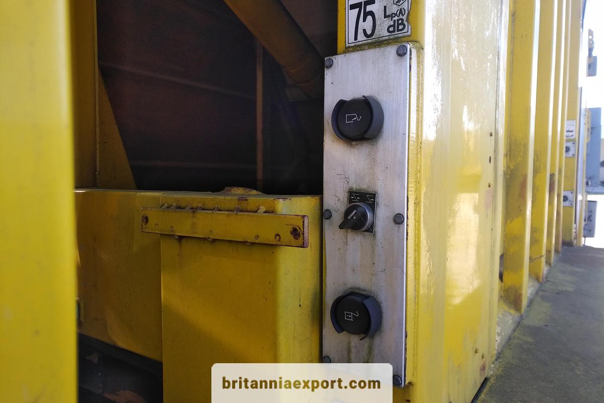 Used 2003 DAF LF55 180 | 15 Ton | On springs | Refuse Truck