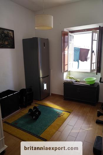 Used 1950 3 Bedroom  detached house