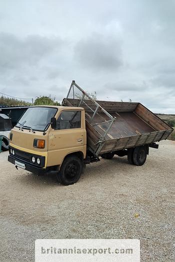 Used 1981 MITSUBISHI Canter FE110 2.7 diesel 5.5 ton tipper.