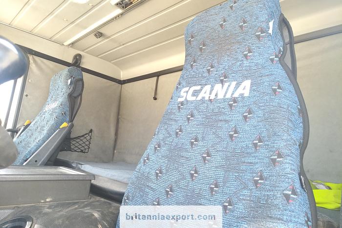 Used 1994 SCANIA P 93M 280 19 ton isothermic box lorry.