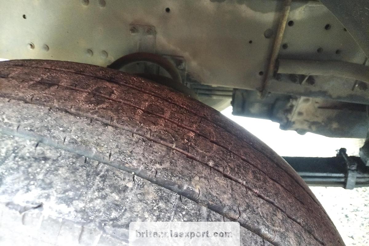 Used 1996 VOLVO FL10 320 | 8x2 12 Tyres | Euro 2 |  32 Ton Curtainsider Truck