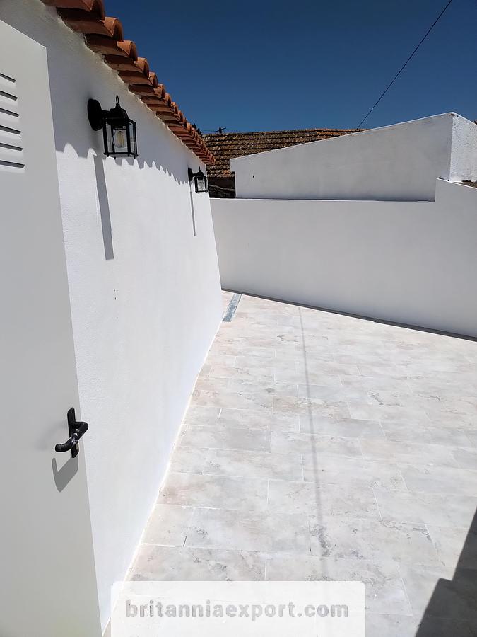 Refurbished 3 Bedroom Detached house to rent in Monte Godel | Mafra | Portugal.