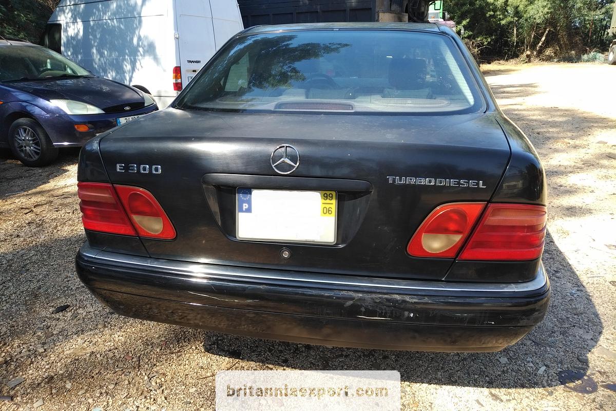 Used 1999 MERCEDES-BENZ E300 Turbo Diesel W210 OM606 - USA Specification