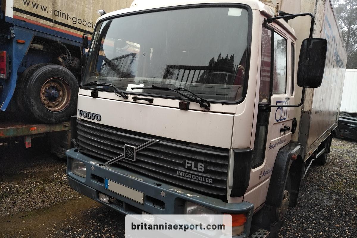 Used 1993 VOLVO FL614 210 Isothermic Box Truck – 14 Ton – Left Hand Drive – Mechanical Pump