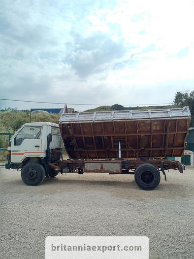 Used 1989 TOYOTA Dyna 300 14B 7.5 ton 3 way tipper
