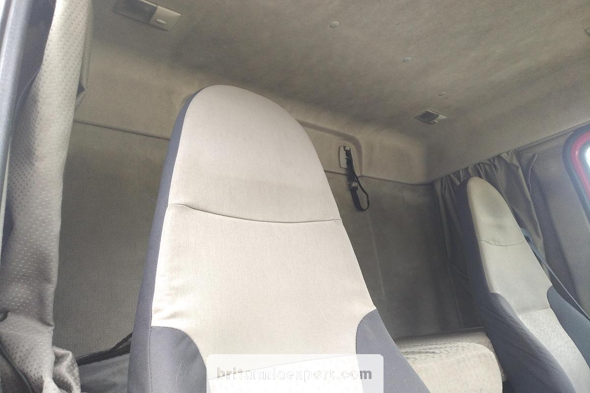 Used 2007 RENAULT Midlum 240 | Euro 4 | 12 Ton | Box Lorry With Tail Lift.