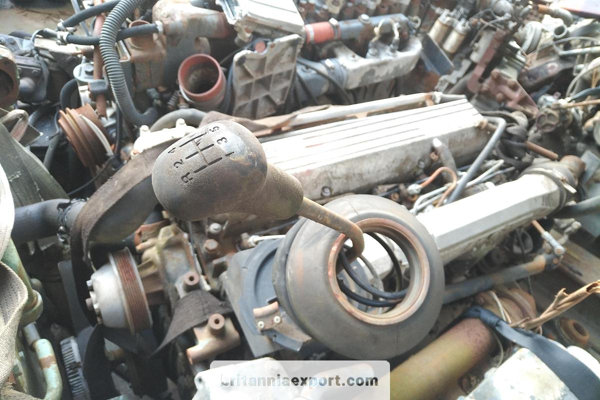 Used 1999 NISSAN B6.60 6 Cylinder Diesel Engine & ZF S5-42 Manual Gearbox for Nissan Truck