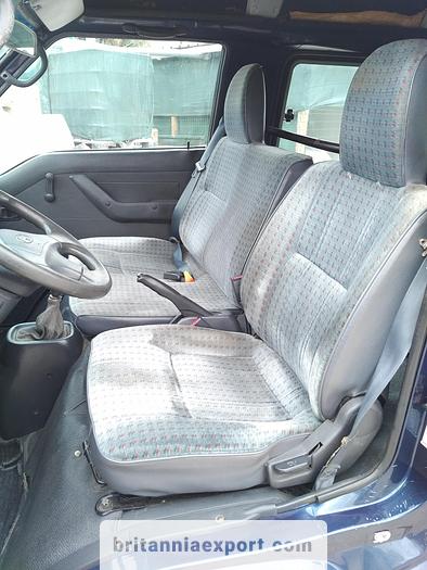 Used 1994 Hyundai H100 2.5 diesel 6 seats minibus.