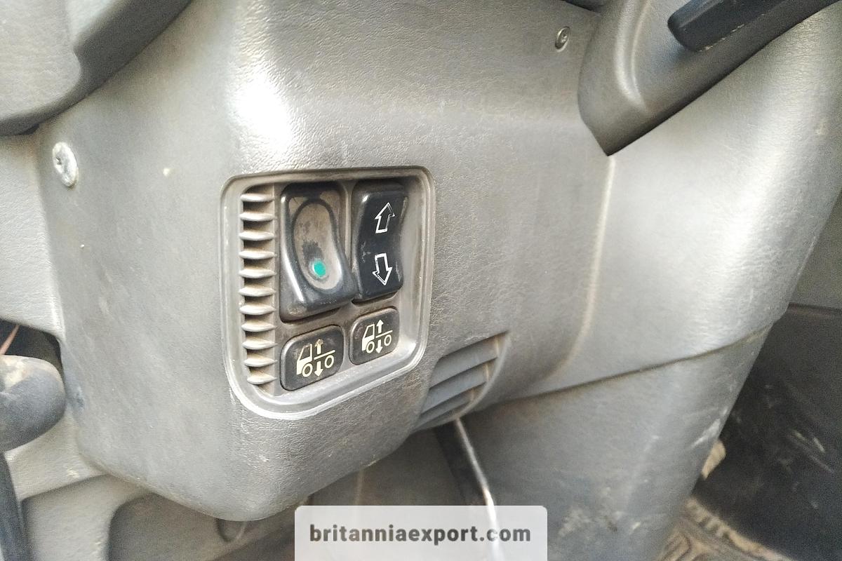 Used 1998 SCANIA P 124G 400 CP19 Euro 2 – 4x2 Tractor Unit | Export Ready | Heavy-Duty