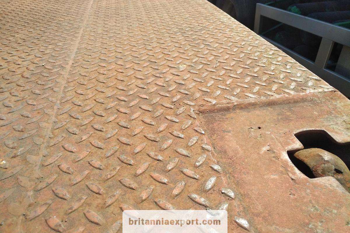 Used 1991 Trouillet  ST3340 Heavy Duty Flatbed Semi-Trailer Container Twist Locks 33500 Kg GVW