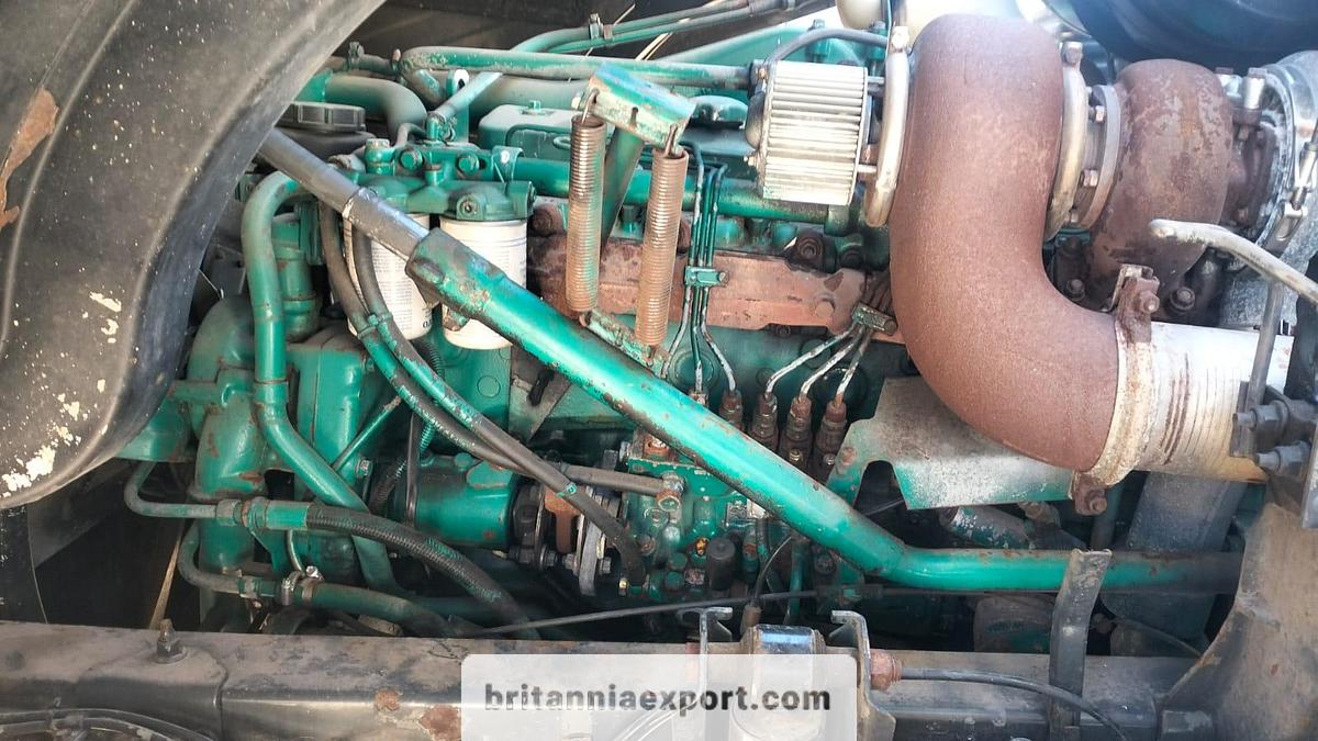 Used 1996 VOLVO FL7 260 Intercooler 19 Ton Flatbed Truck