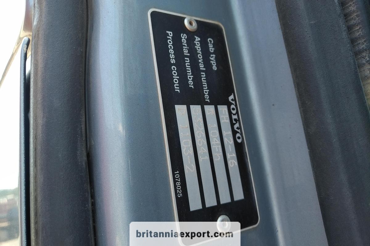 Used 2006 VOLVO FH 400 Euro 3 Manual Retarder Hydraulic Kit 4x2 Tractor Unit