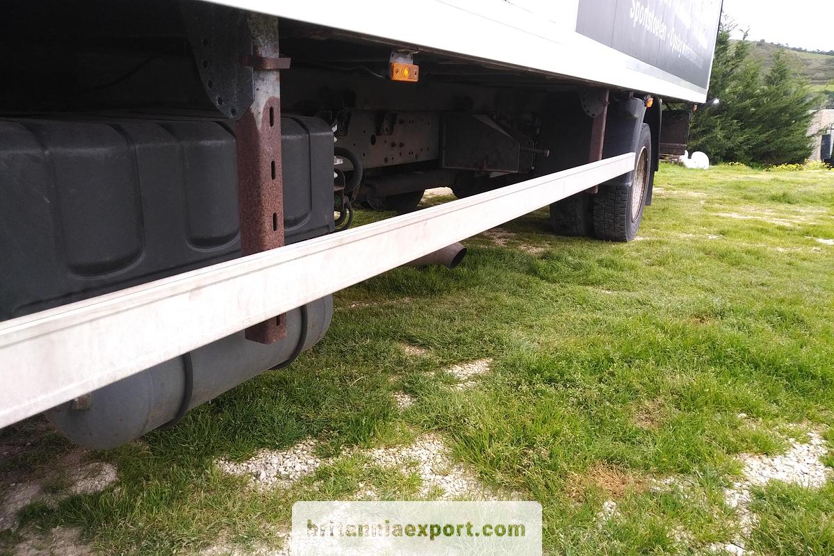 Used 2007 RENAULT Midlum 240 | Euro 4 | 12 Ton | Box Lorry With Tail Lift.