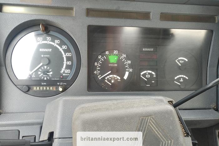 Used 1992 RENAULT Midliner S120 Turbo ZF manual 7.7 ton chassis cab truck.