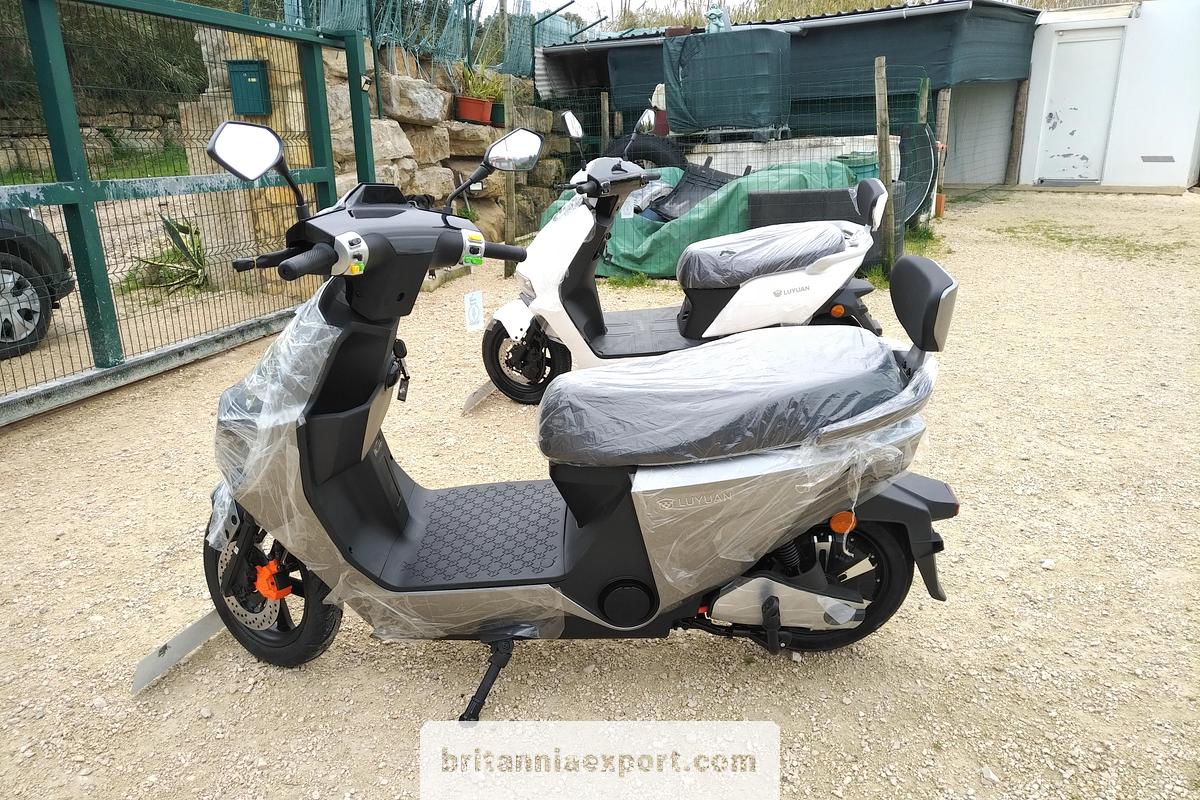 Used 2026 Luyan S90 Pro Max High Speed Electric Scooter