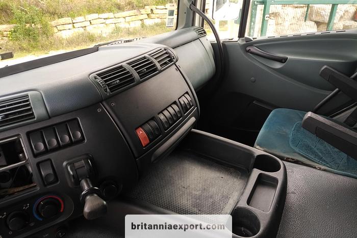 Used 2006 DAF CF 75 310 ZF 16 manual Euro 3 chassis cab truck.
