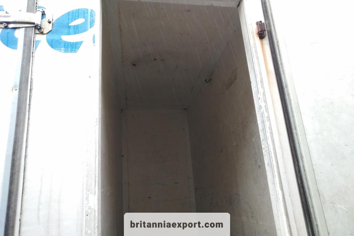 Used 1993 VOLVO FL614 210 Isothermic Box Truck – 14 Ton – Left Hand Drive – Mechanical Pump